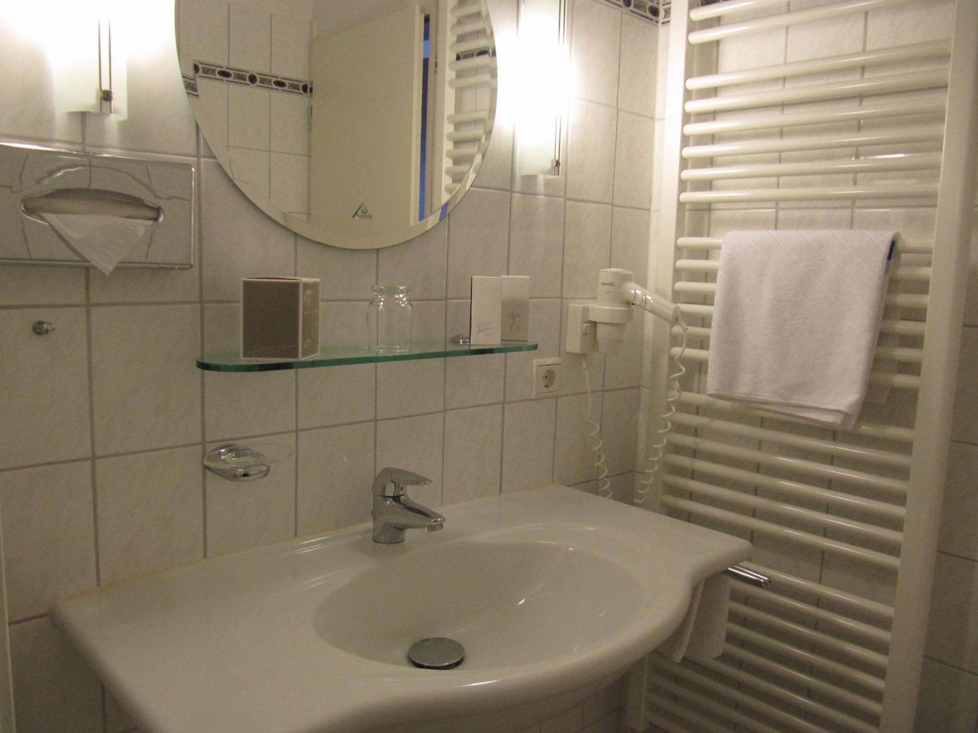 Hotel Pension Marie-Luise, Hotel Garni Bad Bevensen Phòng bức ảnh
